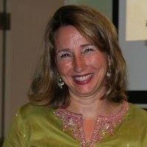 Meet your Posher, Adrienne